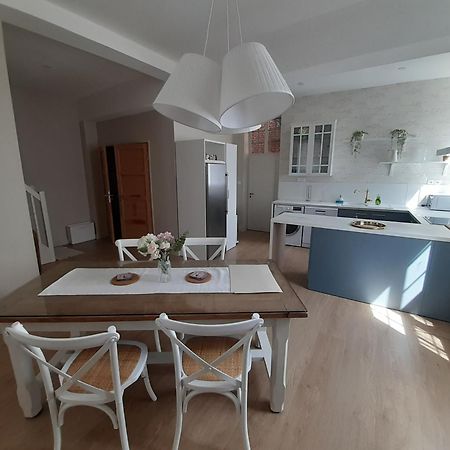 Spacieux Et Cosy Duplex Centre Historique - 2 Chambres - Transport Facile Валансьєнн Екстер'єр фото