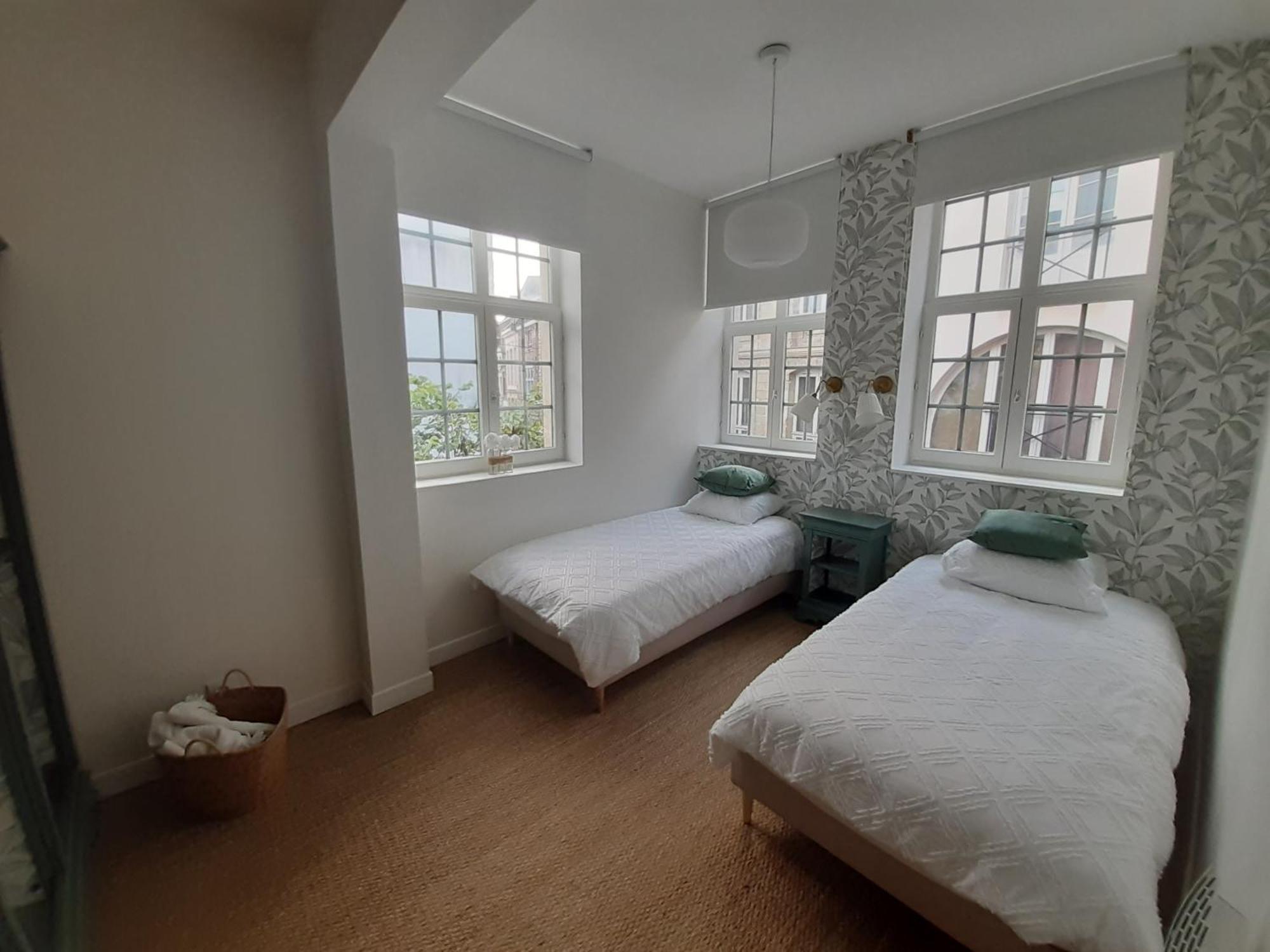 Spacieux Et Cosy Duplex Centre Historique - 2 Chambres - Transport Facile Валансьєнн Екстер'єр фото
